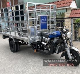 Xe ba bánh có ben có thùng chở hàng