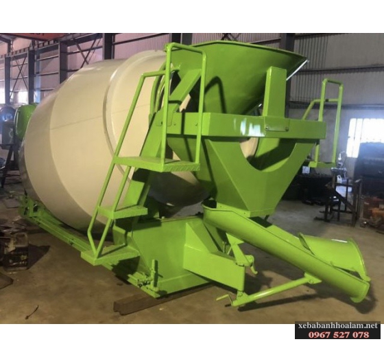 Xe bồn trộn bê tông 01